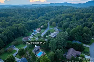 922 Plantation Dr, Lenoir, NC 28645 - Photo 13