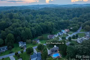 922 Plantation Dr, Lenoir, NC 28645 - Photo 15
