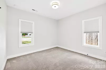 5044 Double Lakes Drive, Charlotte, NC 28212 - Photo 13