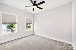 5044 Double Lakes Dr, Charlotte, NC 28212 - Photo 17