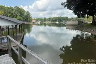 150 Shady Cove Dr, Troutman, NC 28166 - Photo 3