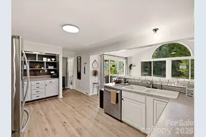513 Paradise Circle, Belmont, NC 28012 - Photo 7