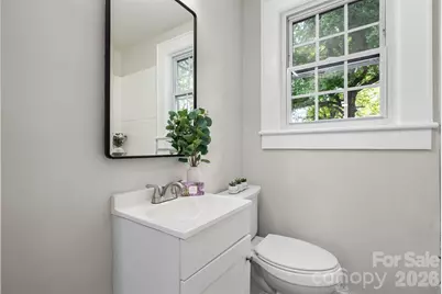 112 10th Avenue SE, Hickory, NC 28602 - Photo 11