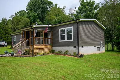 324 Plemmons Place, Marion, NC 28752 - Photo 1