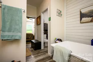 324 Plemmons Pl, Marion, NC 28752 - Photo 13