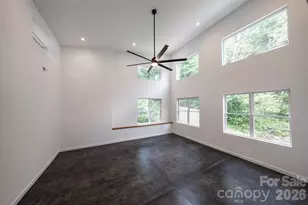 33 Spooks Branch Rd, Asheville, NC 28804 - Photo 9