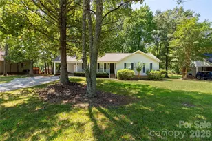 2274 White Pine Ct, Lancaster, SC 29720 - Photo 3