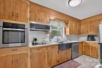 2559 Sweetbriar Circle, Lenoir, NC 28645 - Photo 29