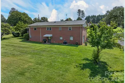 2559 Sweetbriar Circle, Lenoir, NC 28645 - Photo 5