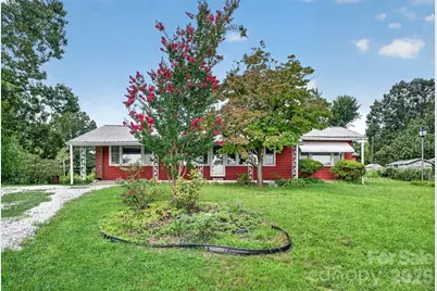 2409 Lucas Street, Hendersonville, NC 28791 - Photo 5