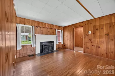 2409 Lucas Street, Hendersonville, NC 28791 - Photo 19