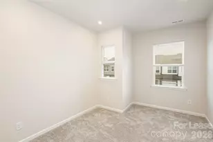 3103 Hutton Gdns Ln, Charlotte, NC 28269 - Photo 11