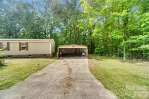 6010 Hightower Rd, Fort Lawn, SC 29714 - Photo 5