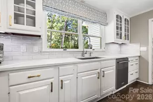 4234 Rotunda Rd, Charlotte, NC 28226 - Photo 11