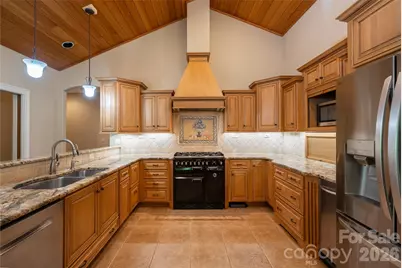 3999 Laurel Park Highway, Hendersonville, NC 28739 - Photo 13