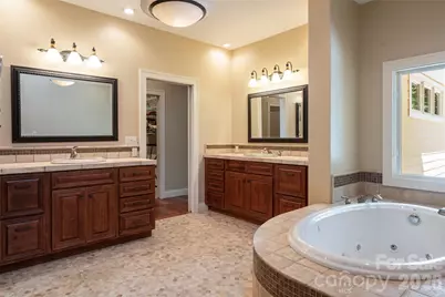 3999 Laurel Park Highway, Hendersonville, NC 28739 - Photo 23