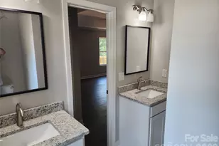 1940 Friendly Ln, Newton, NC 28658 - Photo 23