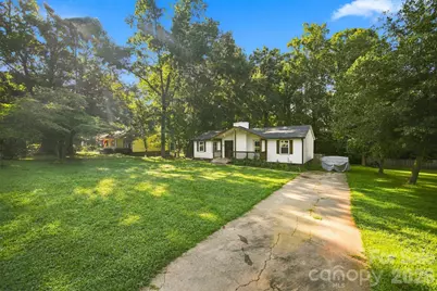 600 Briarcreek Road, Gastonia, NC 28056 - Photo 3