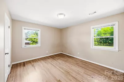 210 College Avenue, Shelby, NC 28150 - Photo 9