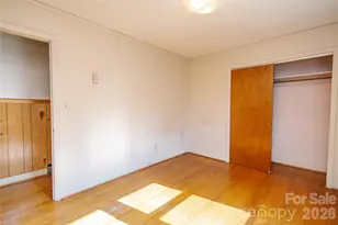 136 Marion St, Marion, NC 28752 - Photo 23