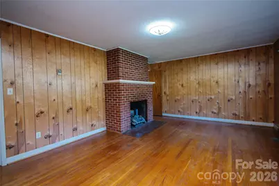 136 Marion Street, Marion, NC 28752 - Photo 13