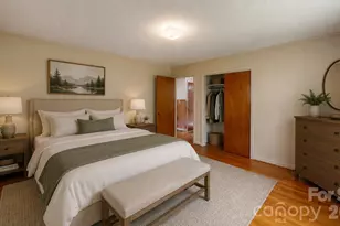 136 Marion St, Marion, NC 28752 - Photo 9