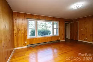 136 Marion St, Marion, NC 28752 - Photo 15