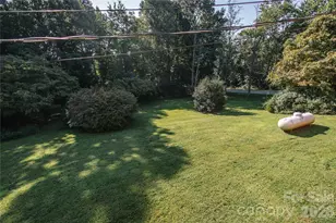 136 Marion St, Marion, NC 28752 - Photo 3