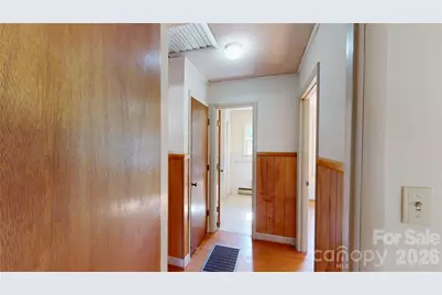 136 Marion Street, Marion, NC 28752 - Photo 25