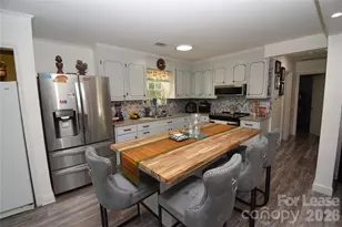 10225 Cromarty Ln, Mint Hill, NC 28227 - Photo 7