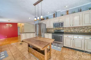 18 Henry White Ln, Leicester, NC 28748 - Photo 7