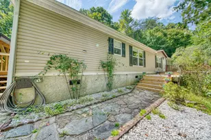 18 Henry White Ln, Leicester, NC 28748 - Photo 5