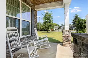 6008 Hampstead Pond Ln, Matthews, NC 28105 - Photo 3