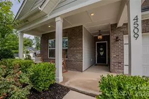 4509 Kelowna St, Charlotte, NC 28214 - Photo 3