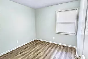 275 Efird St, Gastonia, NC 28054 - Photo 5