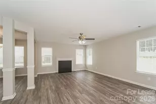 5930 Brookfield Pointe Dr, Charlotte, NC 28216 - Photo 7