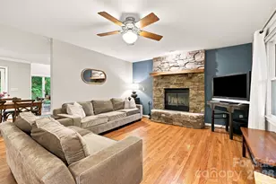 291 Merrills Chase Rd, Asheville, NC 28803 - Photo 3