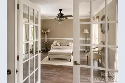3709 Stoneglen Path, Charlotte, NC 28269 - Photo 5