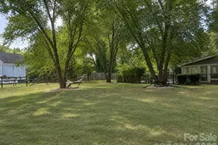 3709 Stoneglen Path, Charlotte, NC 28269 - Photo 21