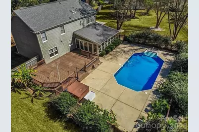 3709 Stoneglen Path, Charlotte, NC 28269 - Photo 19