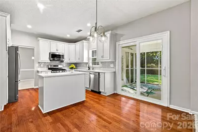 5477 Cambridge Bay Drive, Charlotte, NC 28269 - Photo 5