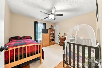 803 Whetstone Place SW, Conover, NC 28613 - Photo 17