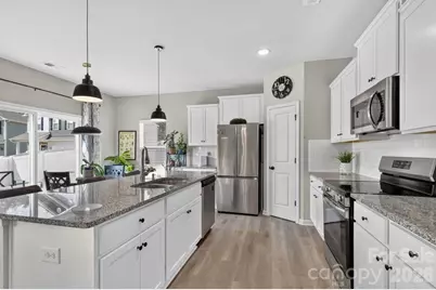 5224 Belstone Lane, Charlotte, NC 28215 - Photo 11