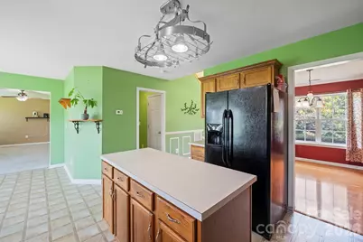 2015 Mallard Pointe Drive, Kannapolis, NC 28083 - Photo 9