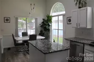 7508 Blythwood Ln, Charlotte, NC 28227 - Photo 13