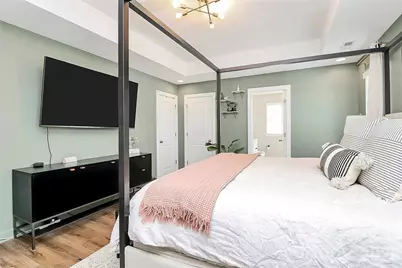 5519 Hubbard Point Drive, Charlotte, NC 28269 - Photo 23