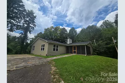 182 US 221 Business Extension N #3, Marion, NC 28752 - Photo 1