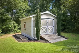 349 N Woodleaf Rd, Forest City, NC 28043 - Photo 9