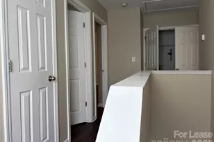 3707 Rocky Brook Ct, Charlotte, NC 28269 - Photo 17