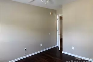 3707 Rocky Brook Ct, Charlotte, NC 28269 - Photo 19